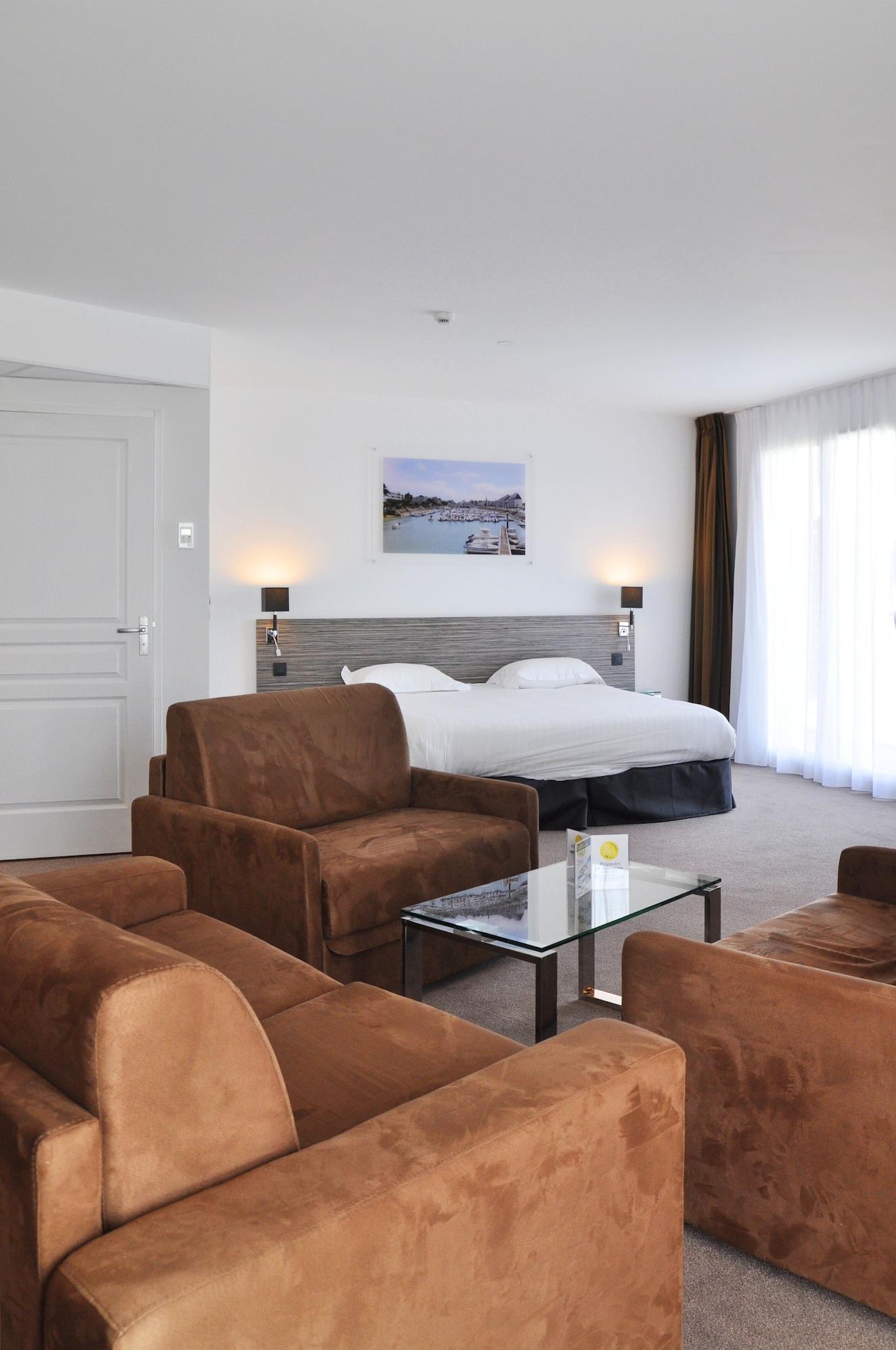 Golden Tulip 4*